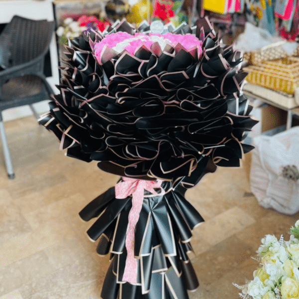 Grand Pink Rose Luxury  Bouquet