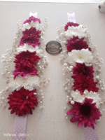 Rich Maroon & White Chrysanthemum Gajra