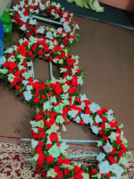 Premium Red & White Floral Wreath